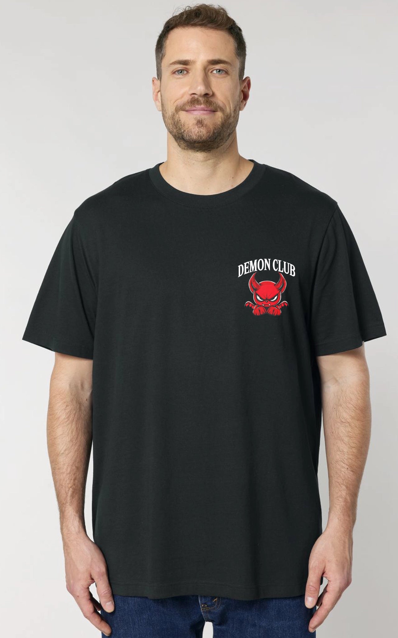     Hochwertiges Demon Club Tee aus Bio-Baumwolle mit einzigartigem Design vorne